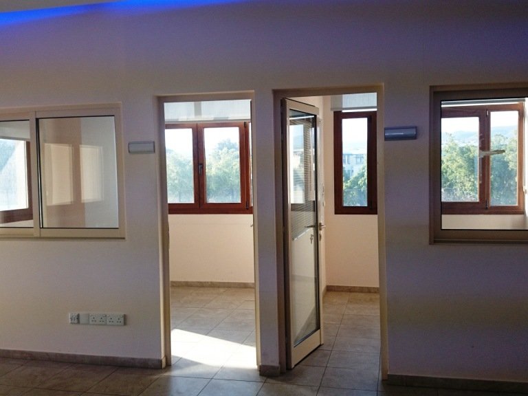 Commercial (Office) in Linopetra, Limassol for Sale
