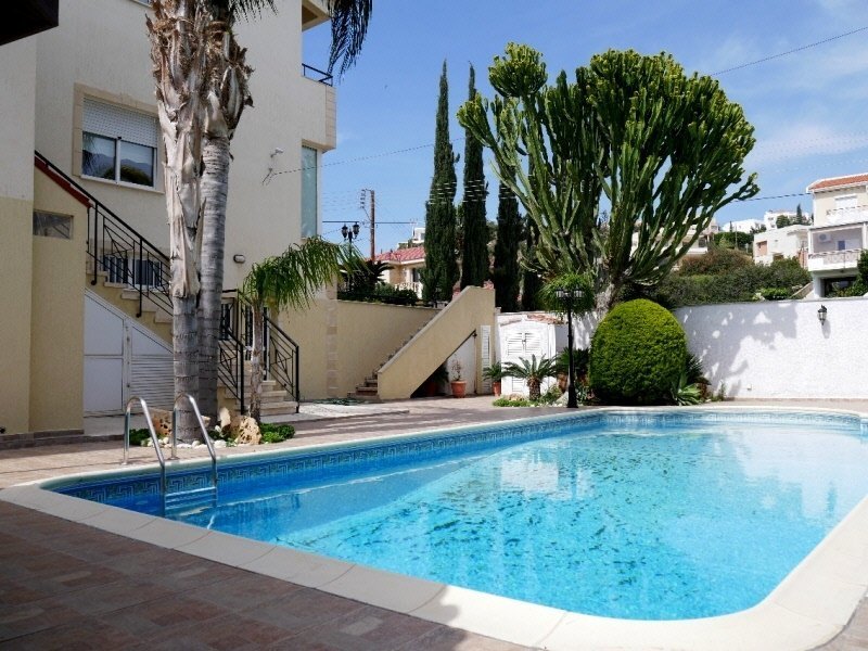 House (Detached) in Laiki Lefkothea, Limassol for Sale