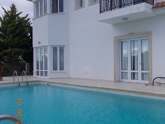 House (Detached) in Agia Varvara, Nicosia for Sale