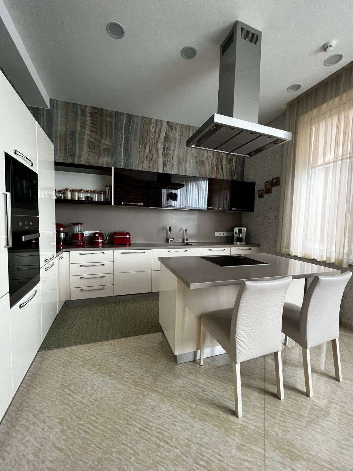 House (Detached) in Agios Tychonas, Limassol for Sale