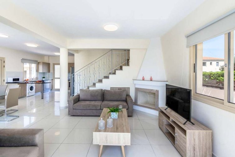 House (Detached) in Prodromi, Paphos for Sale