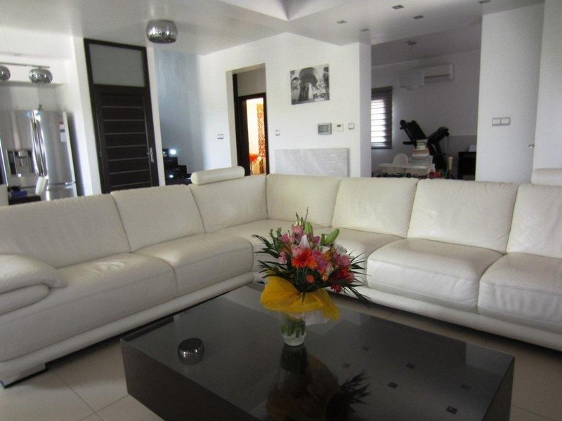 House (Detached) in Zygi, Larnaca for Sale