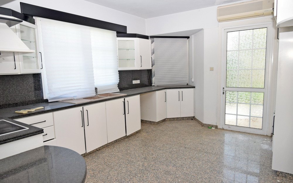 House (Detached) in Engomi, Nicosia for Sale