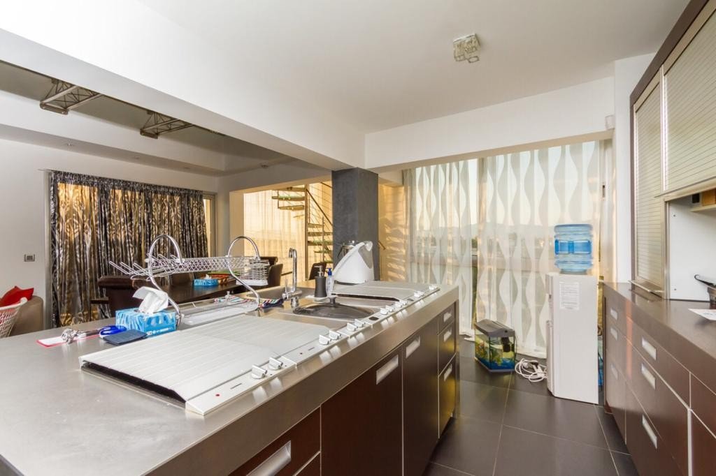 Apartment (Penthouse) in Strovolos, Nicosia for Sale