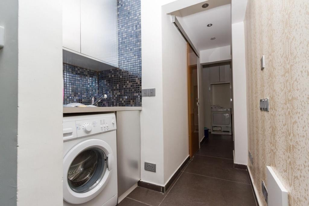 Apartment (Penthouse) in Strovolos, Nicosia for Sale