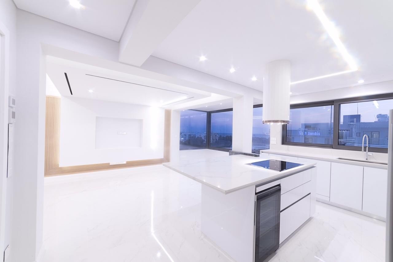 Apartment (Flat) in City Center, Limassol for Sale