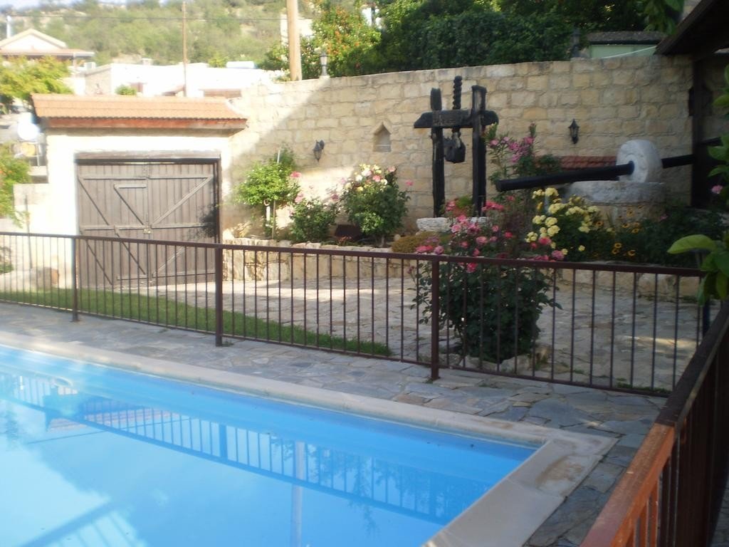 House (Detached) in Salamiou, Paphos for Sale