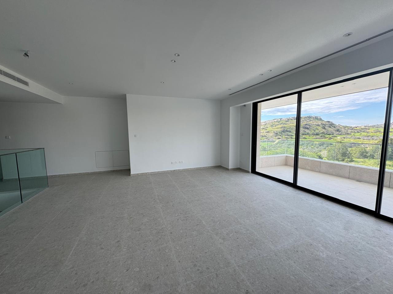 Apartment (Flat) in Amathounta, Limassol for Sale