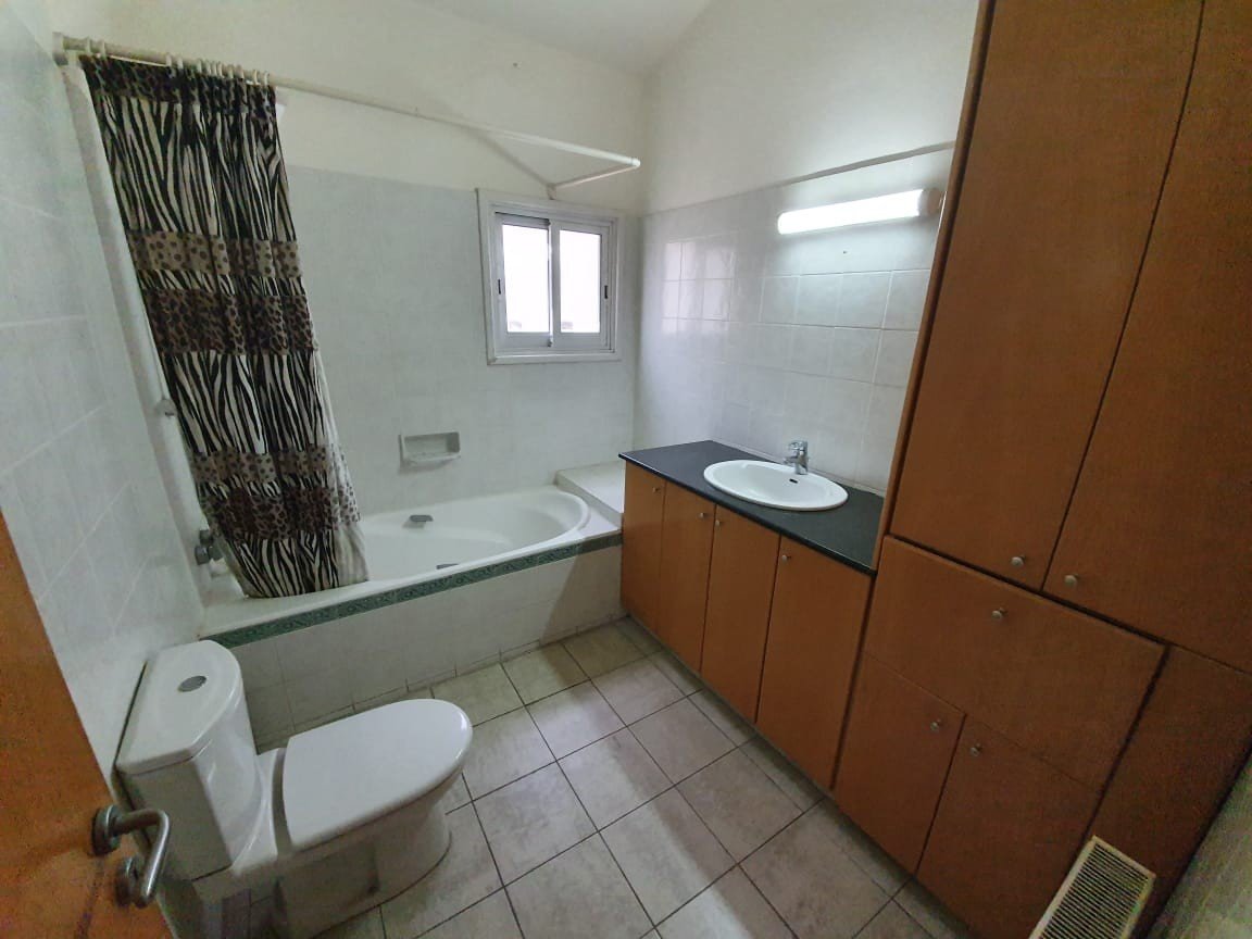 House (Detached) in Strovolos, Nicosia for Sale