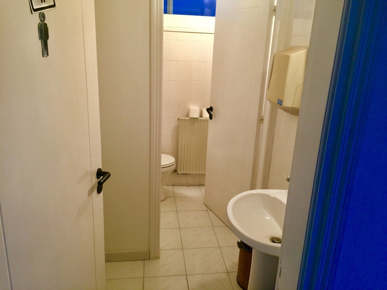 Commercial (Building) in Makedonitissa, Nicosia for Sale