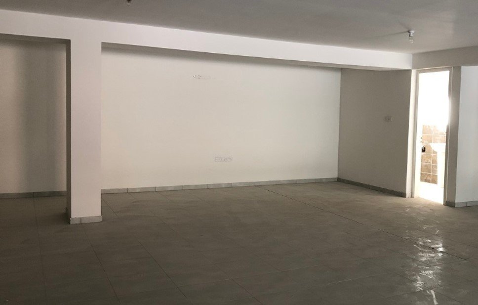 Commercial (Shop) in Kaimakli, Nicosia for Sale