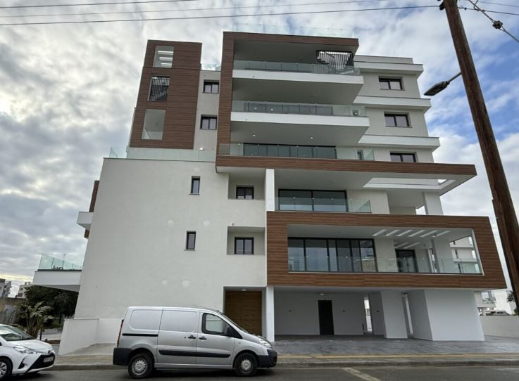 Apartment (Penthouse) in Larnaca Port, Larnaca for Sale