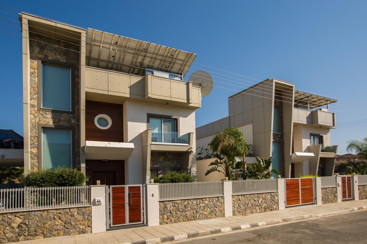 House (Detached) in Agios Tychonas, Limassol for Sale