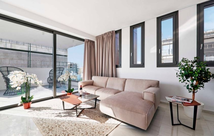 Apartment (Flat) in Papas Area, Limassol for Sale