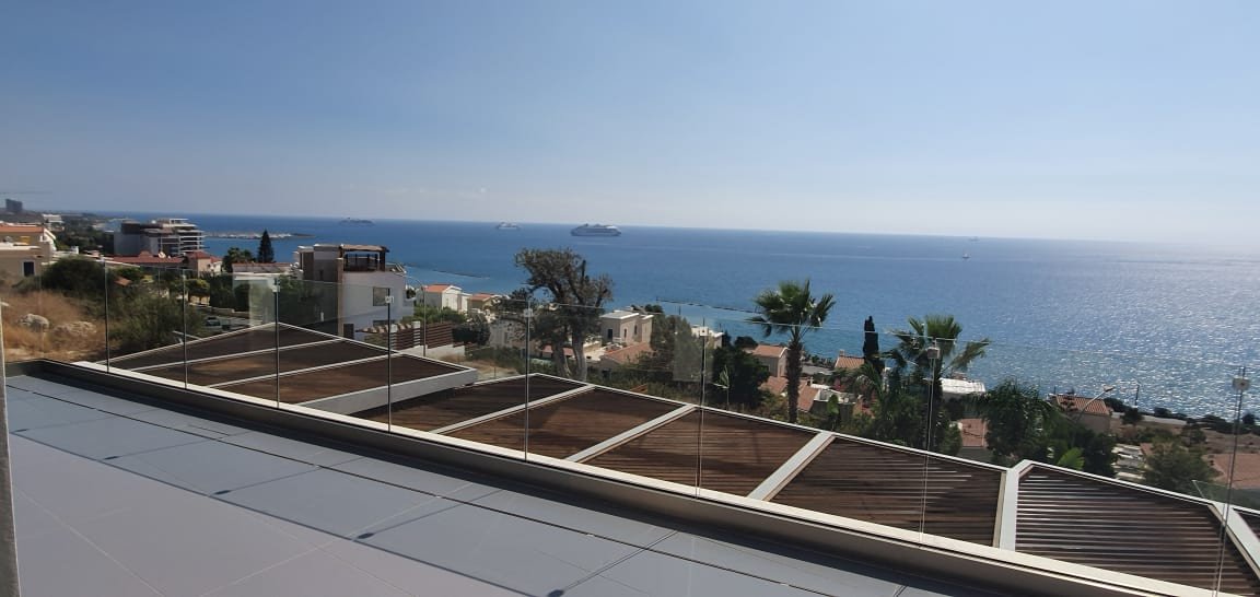 House (Detached) in Amathounta, Limassol for Sale