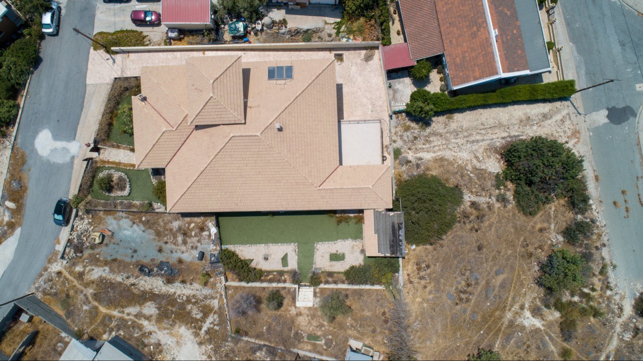 House (Detached) in Maroni, Larnaca for Sale
