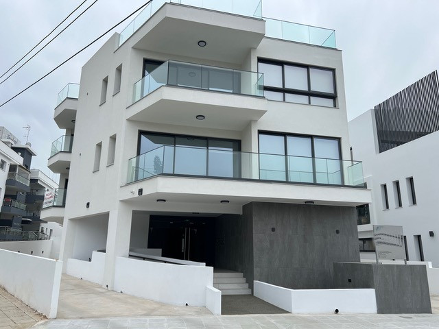 Building (Default) in Strovolos, Nicosia for Sale