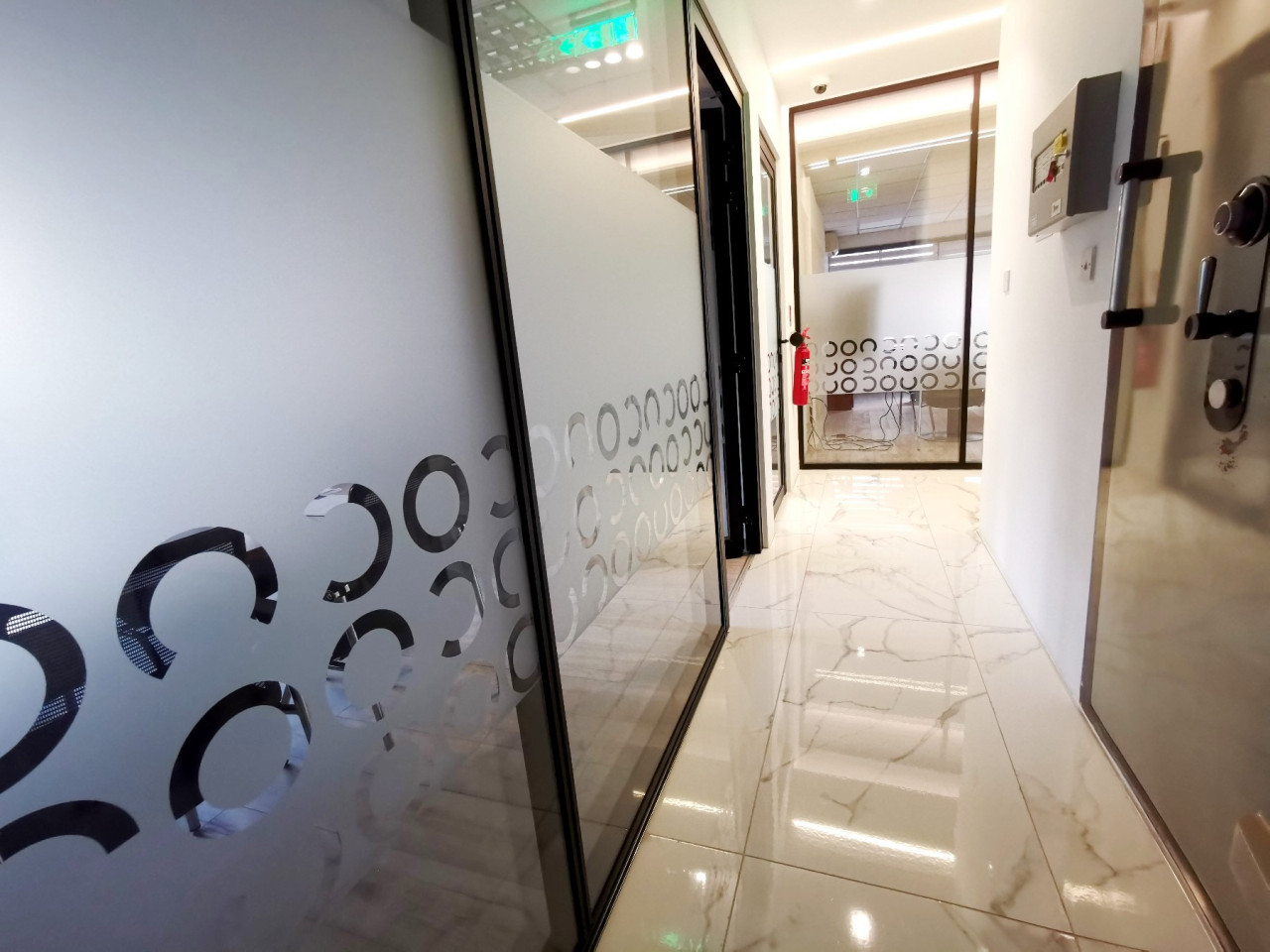 Commercial (Office) in Neapoli, Limassol for Sale
