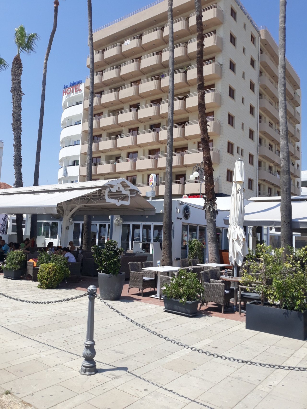 Apartment (Studio) in Finikoudes, Larnaca for Sale