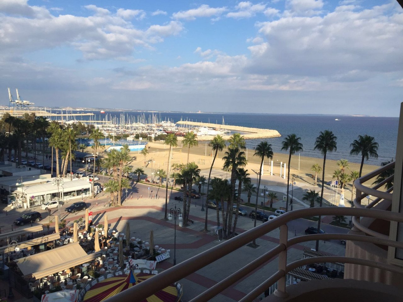 Apartment (Studio) in Finikoudes, Larnaca for Sale