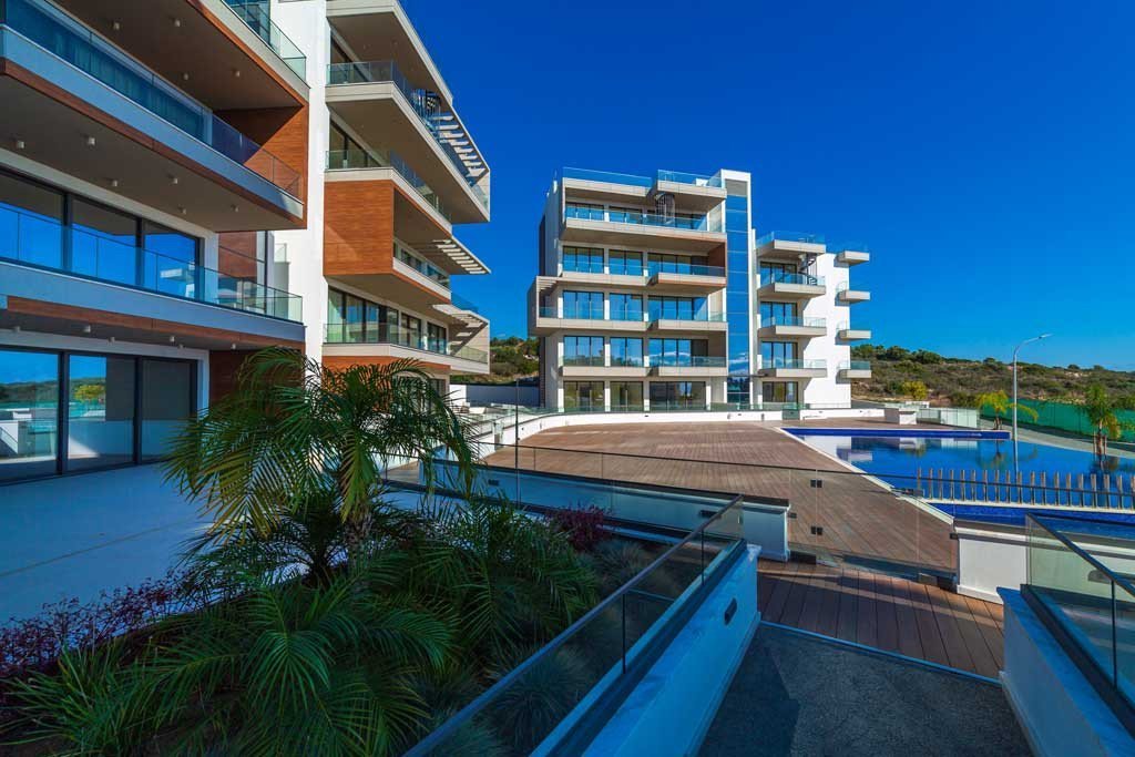 Apartment (Flat) in Amathus Area, Limassol for Sale