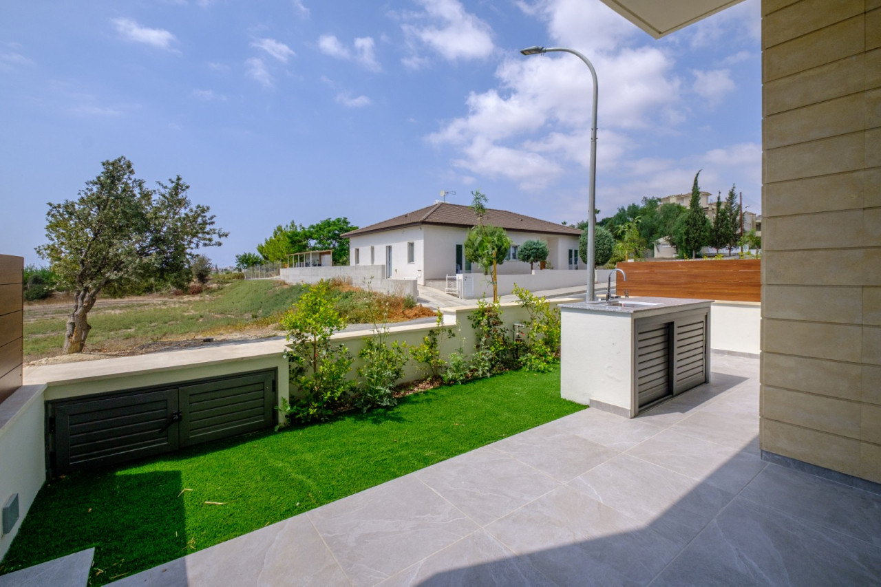 House (Semi detached) in Tersefanou, Larnaca for Sale