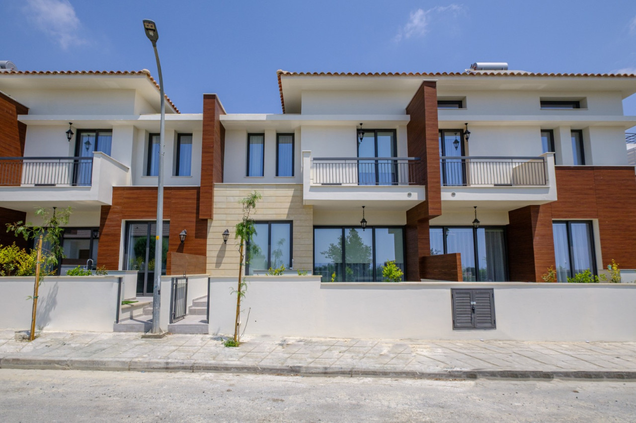 House (Semi detached) in Tersefanou, Larnaca for Sale