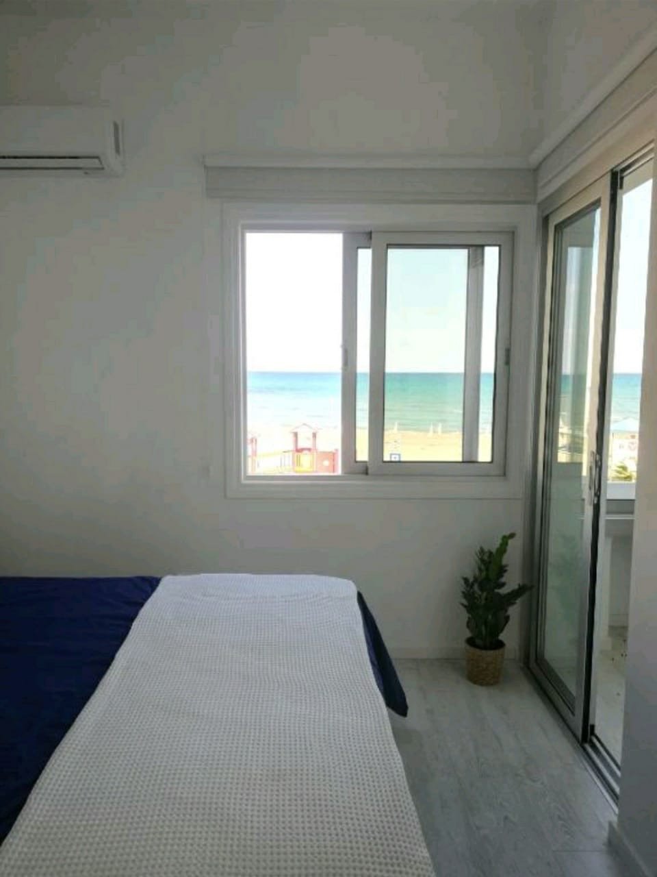 3 bed Apartment for sale in Mackenzie Cyprus, price 470,000 EUR, Mackenzie