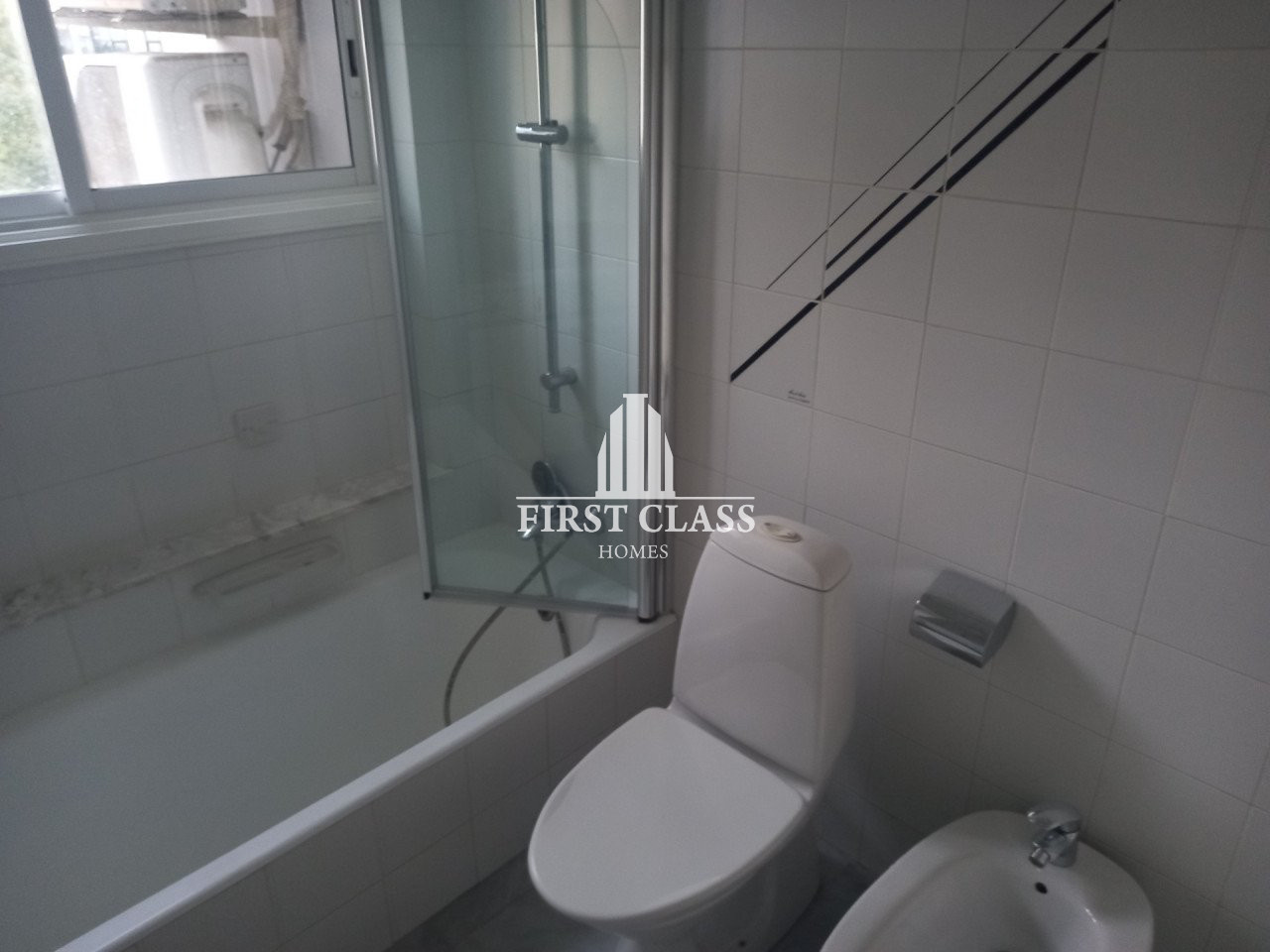 Apartment (Flat) in Agioi Omologites, Nicosia for Rent