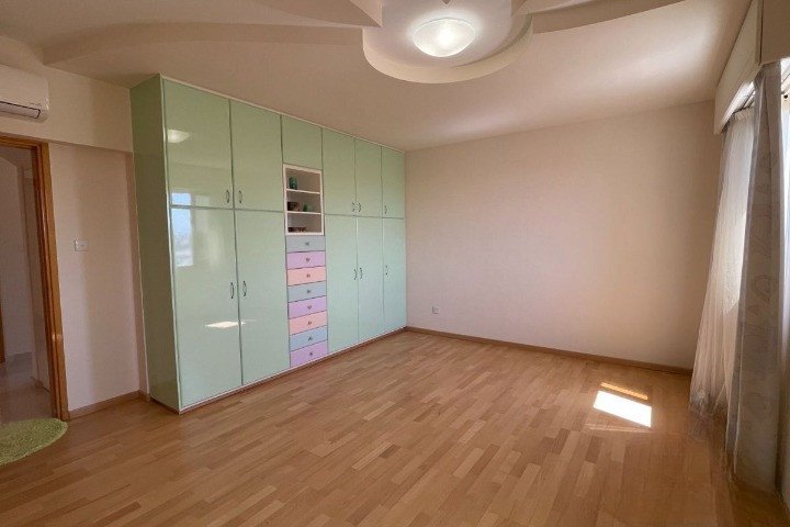 House (Detached) in Agios Tychonas, Limassol for Sale