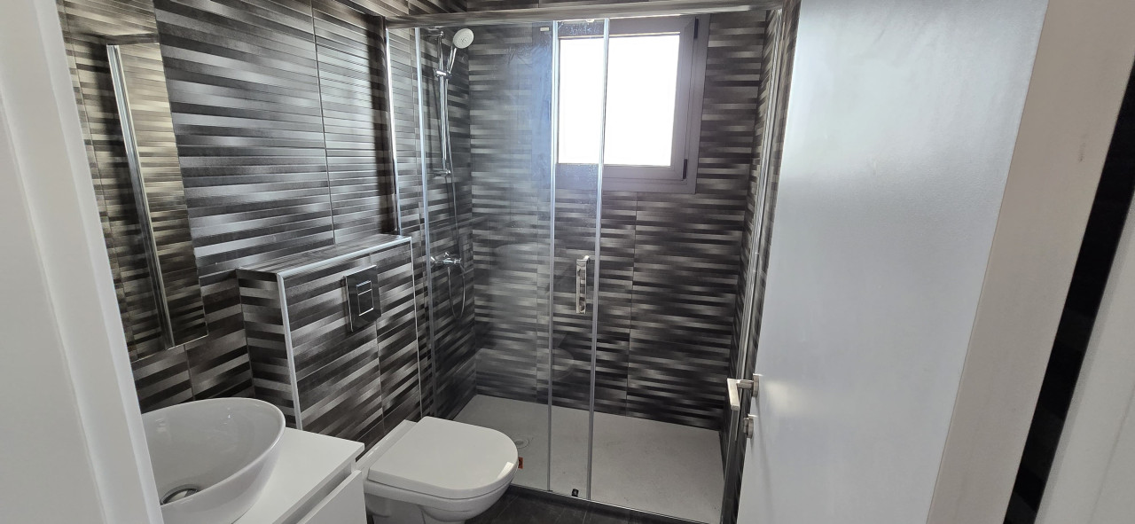 Apartment (Penthouse) in Zakaki, Limassol for Sale