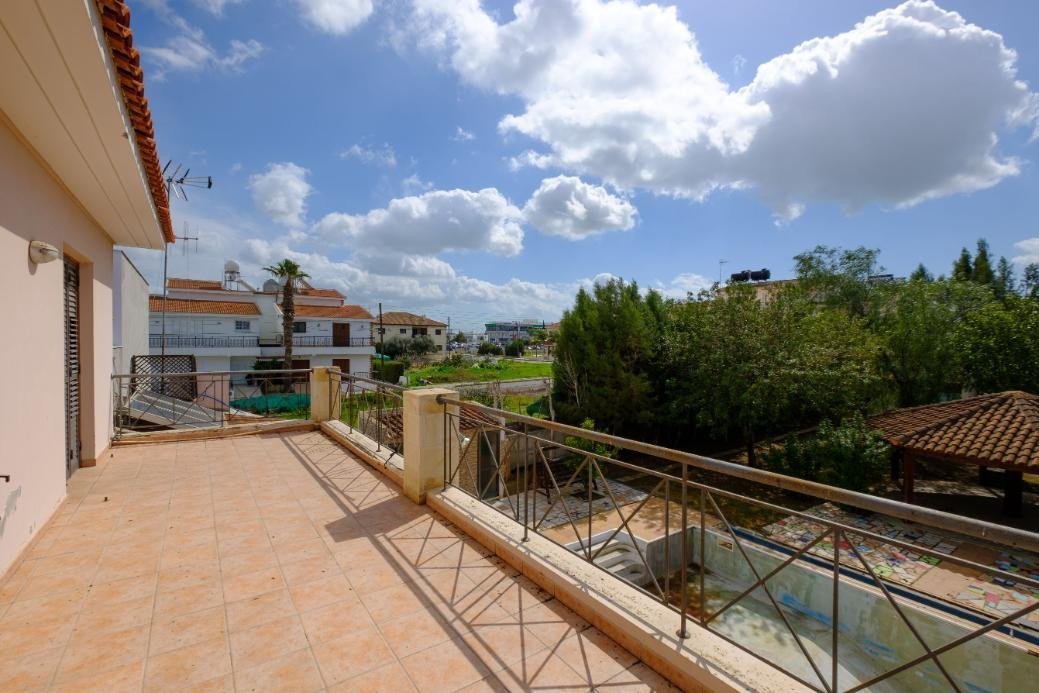 House (Detached) in Strovolos, Nicosia for Sale