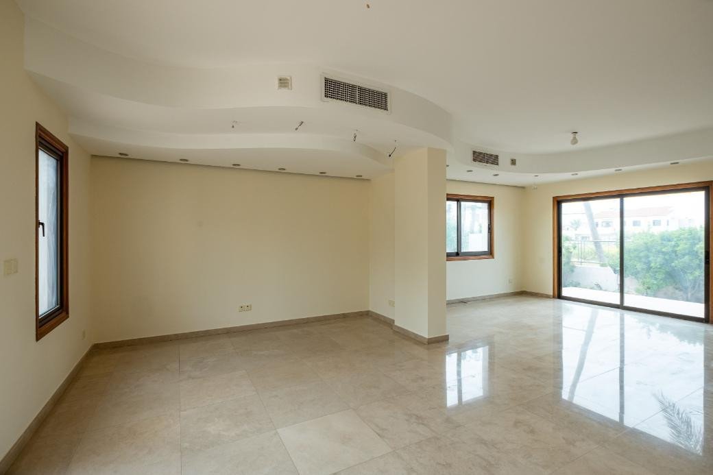 House (Detached) in Strovolos, Nicosia for Sale