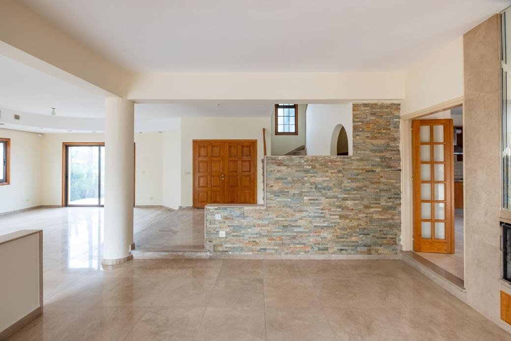 House (Detached) in Strovolos, Nicosia for Sale
