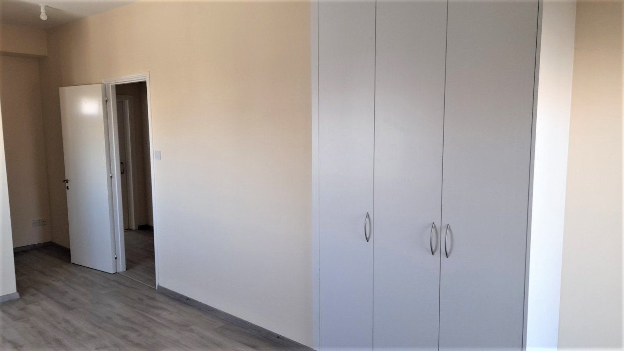 Apartment (Penthouse) in Lykavitos, Nicosia for Sale