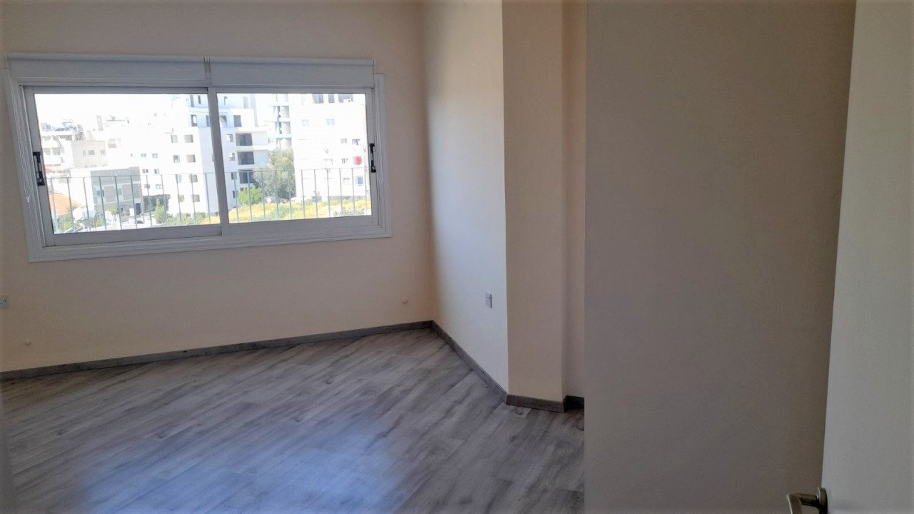 Apartment (Penthouse) in Lykavitos, Nicosia for Sale