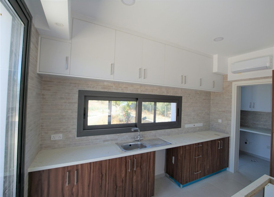 House (Detached) in Trachoni, Limassol for Sale