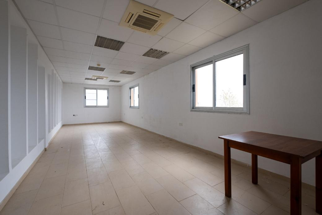 Commercial (Warehouse/Factory) in Tremithousa, Paphos for Sale