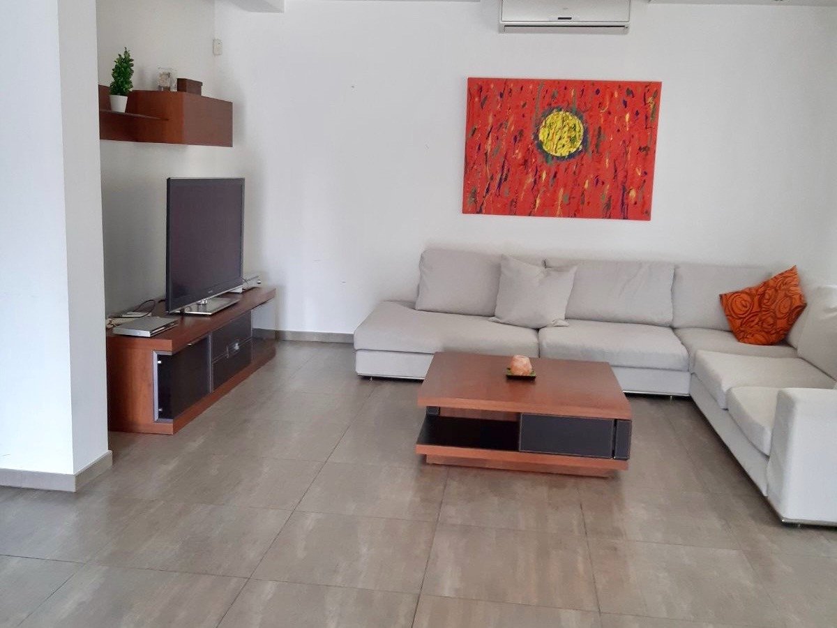 House (Detached) in Kaimakli, Nicosia for Sale