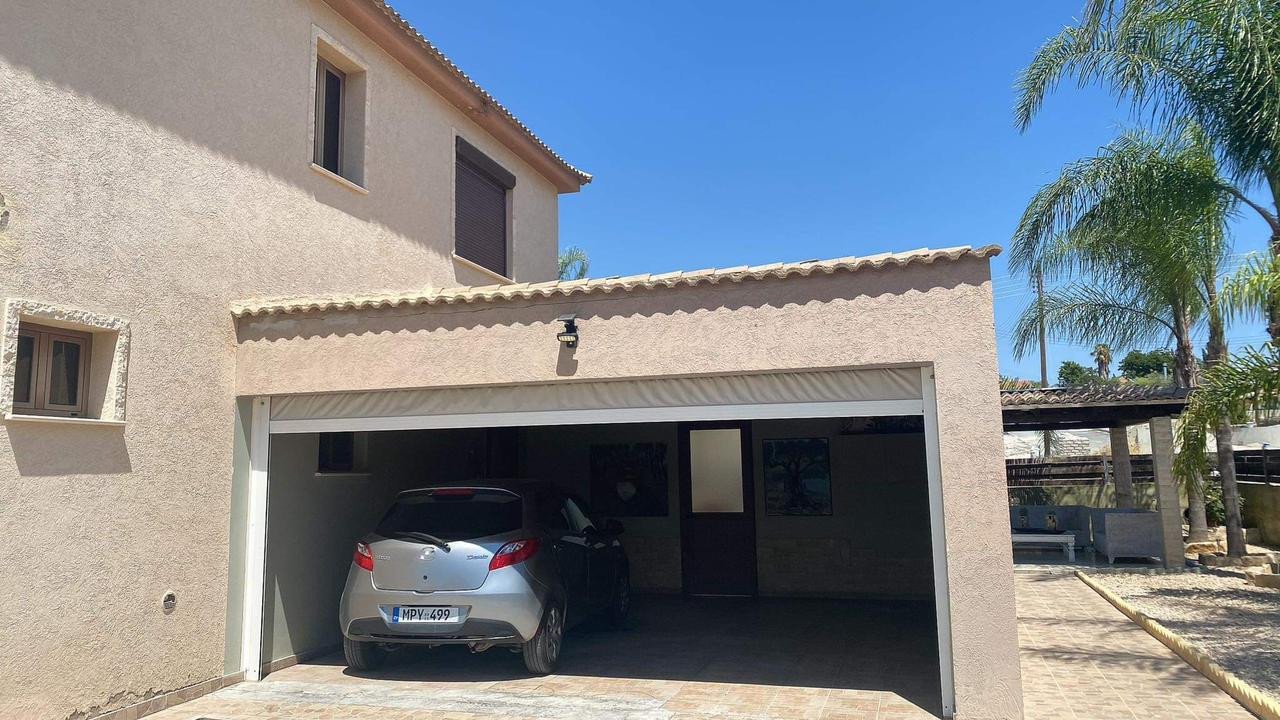 House (Detached) in Paramytha, Limassol for Sale