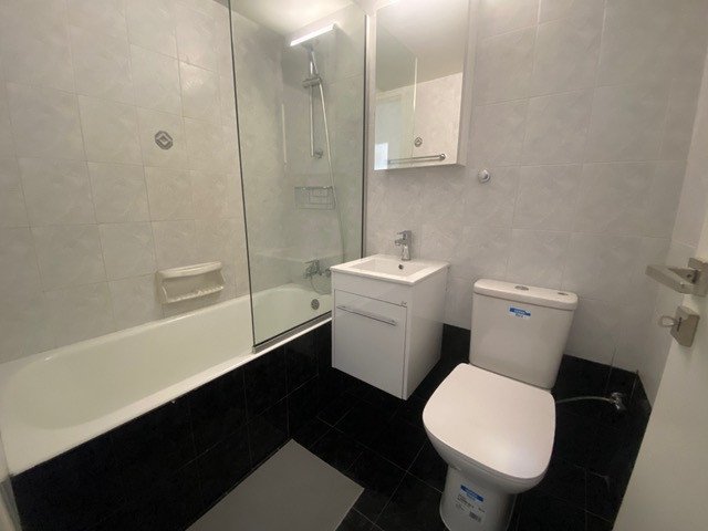 Apartment (Flat) in Agios Tychonas, Limassol for Rent