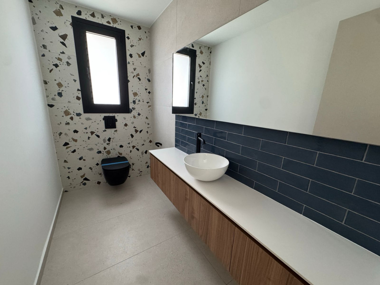 Apartment (Flat) in Agios Athanasios, Limassol for Sale