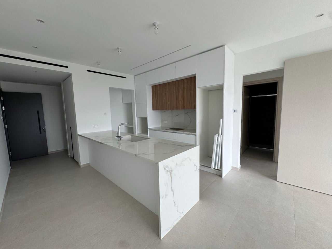 Apartment (Flat) in Agios Athanasios, Limassol for Sale