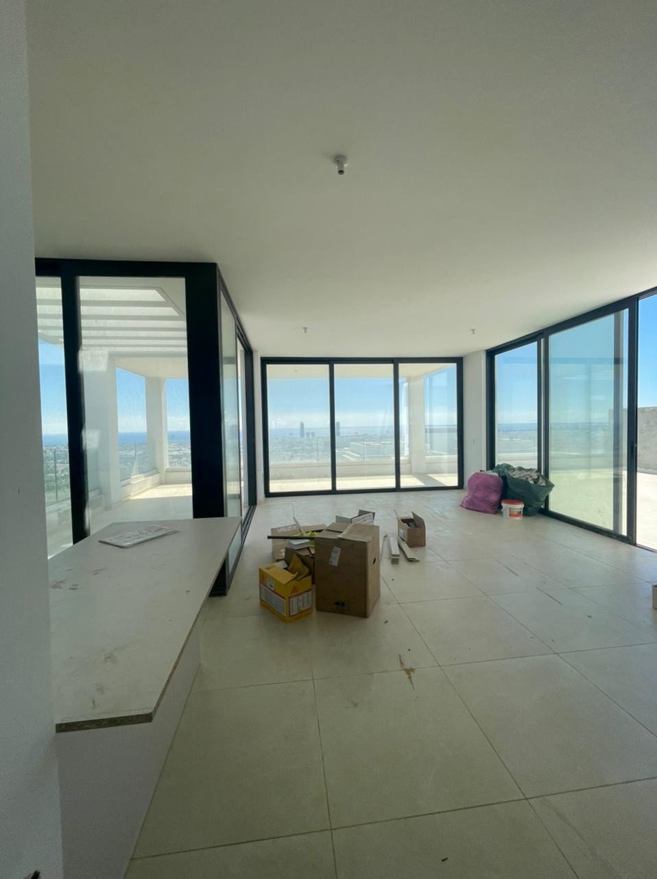 Apartment (Penthouse) in Agios Athanasios, Limassol for Sale