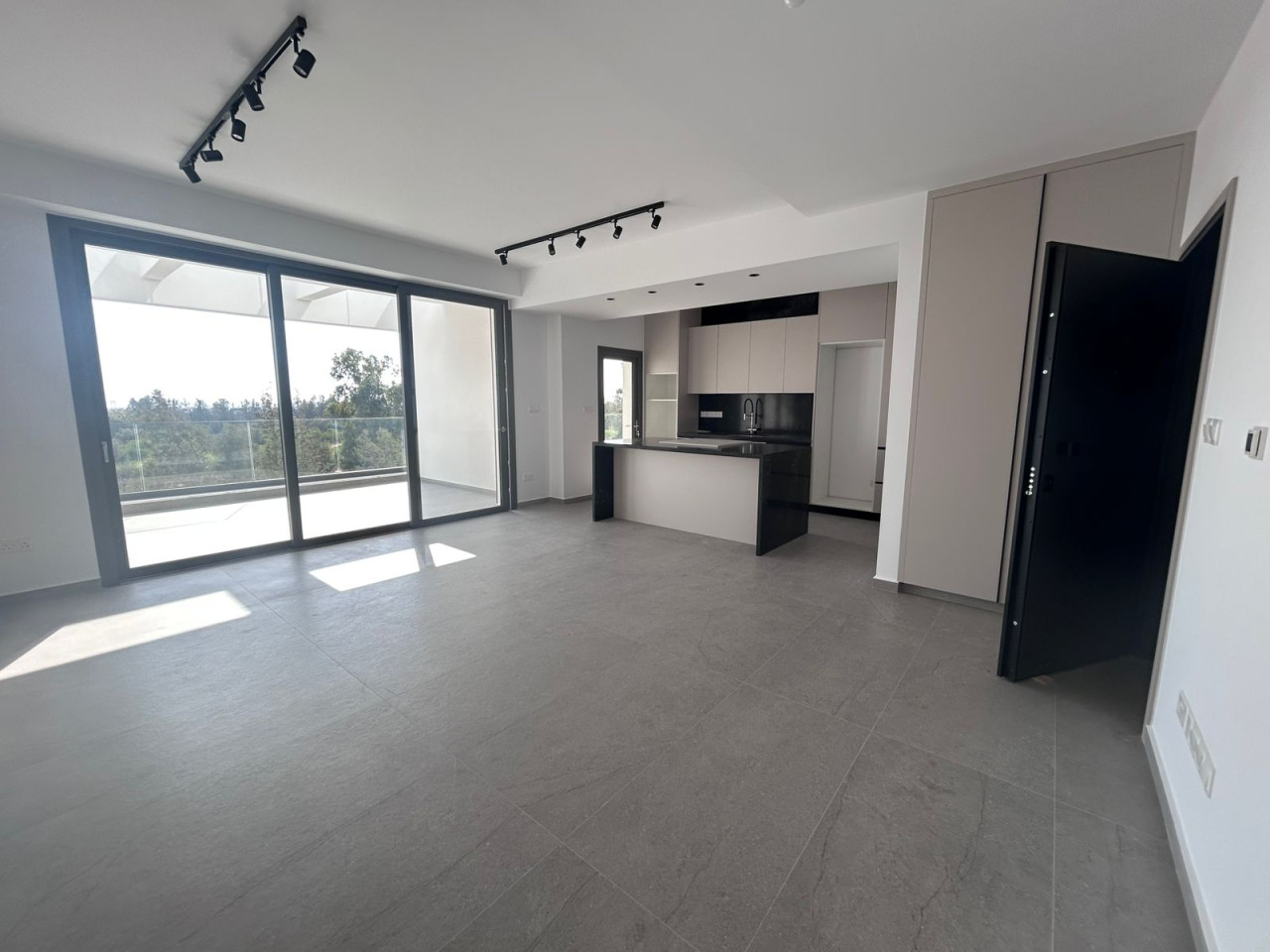Apartment (Penthouse) in Polemidia (Kato), Limassol for Sale