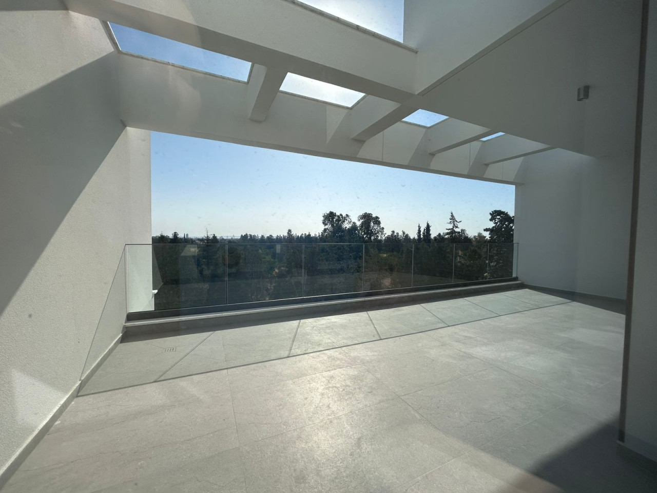 Apartment (Penthouse) in Polemidia (Kato), Limassol for Sale