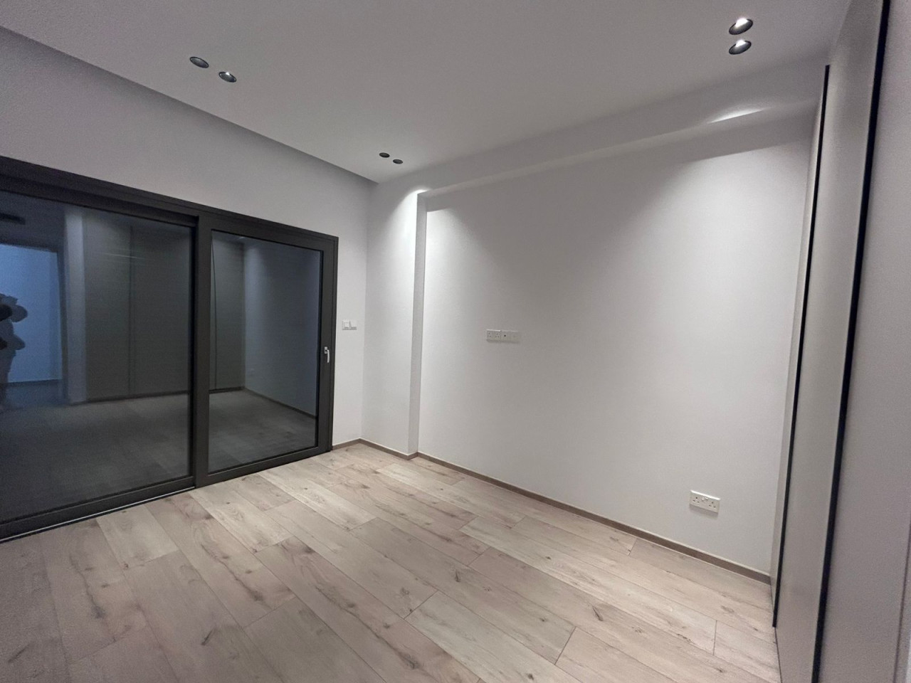 Apartment (Penthouse) in Polemidia (Kato), Limassol for Sale