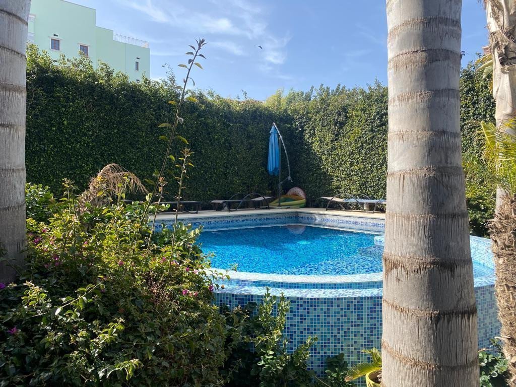 Apartment (Penthouse) in Papas Area, Limassol for Sale