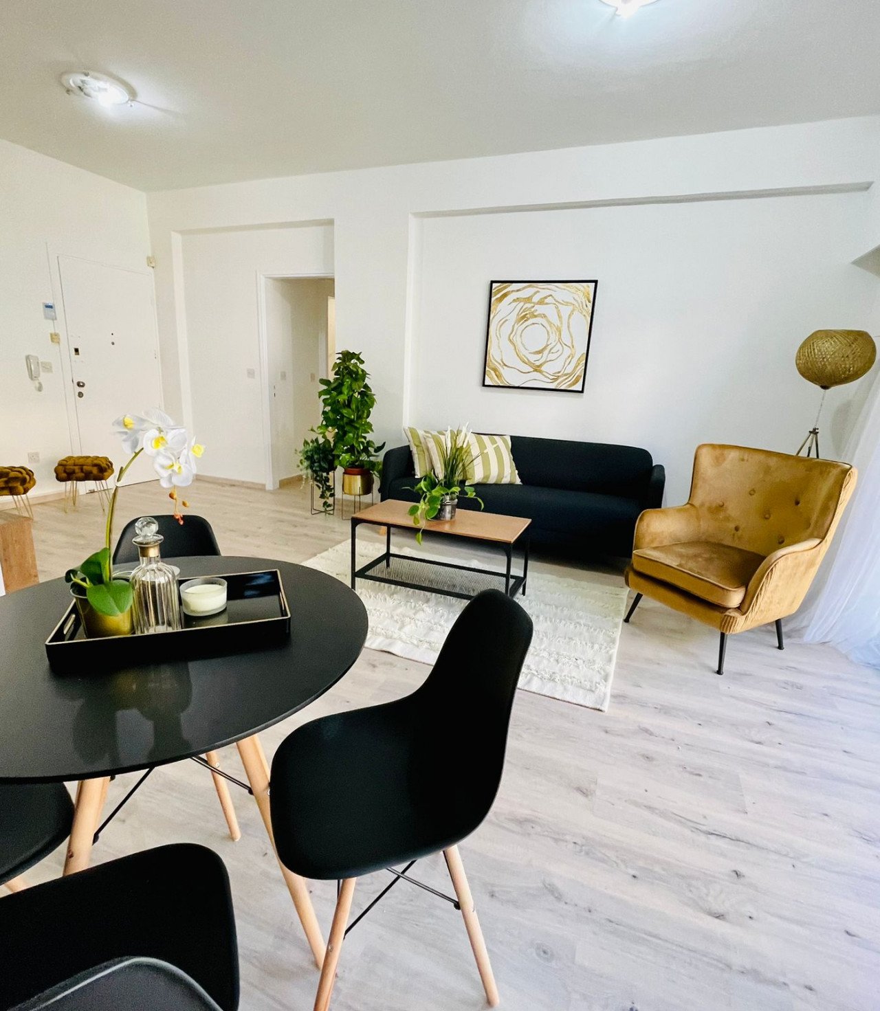 Apartment (Flat) in Neapoli, Limassol for Sale
