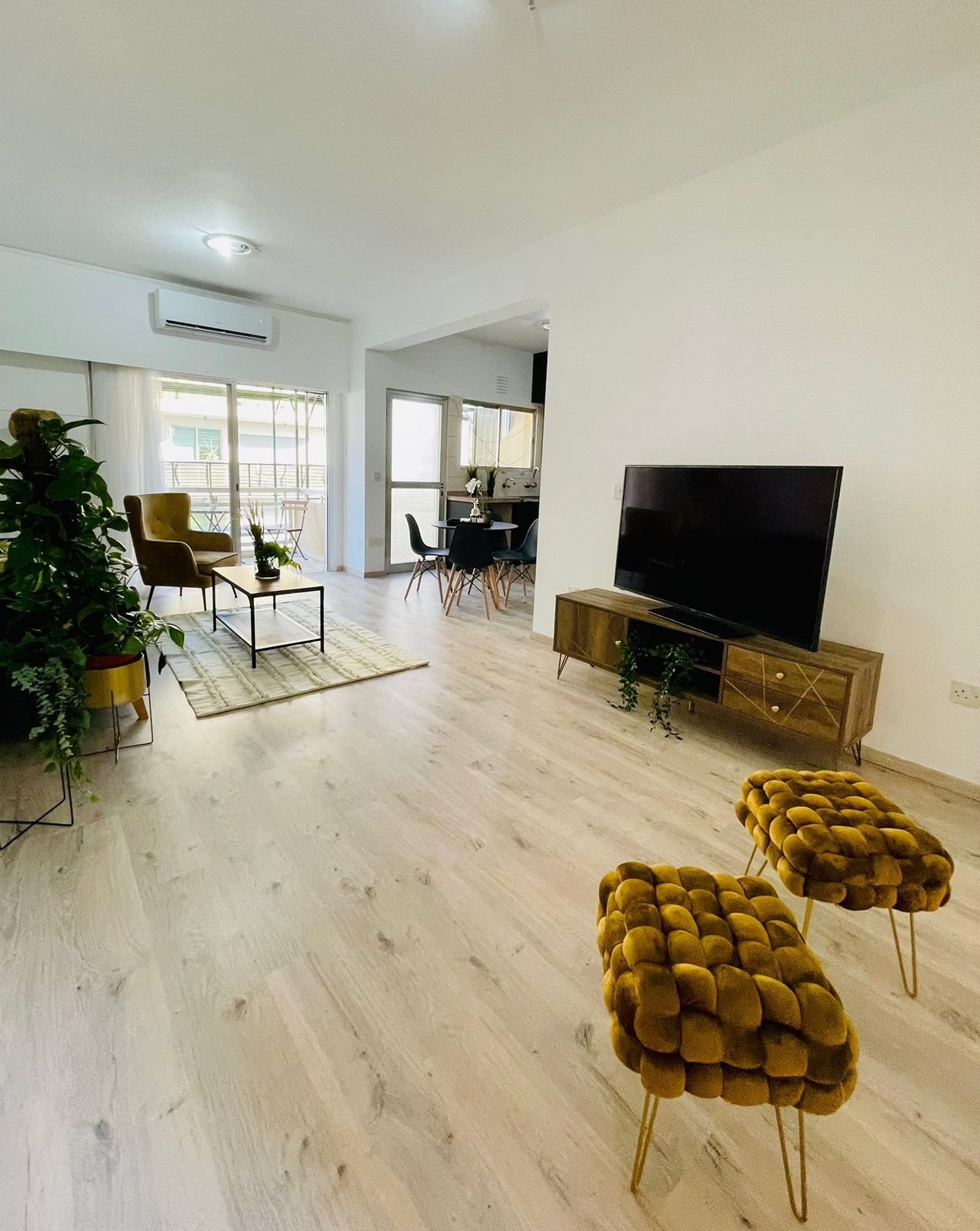 Apartment (Flat) in Neapoli, Limassol for Sale